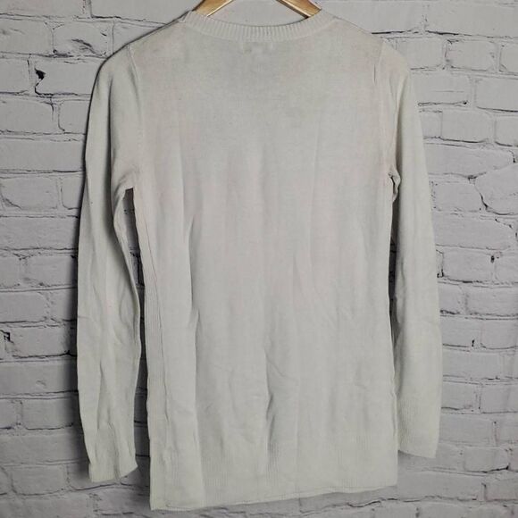 Liz Lange Maternity White Longsleeve Sweater - Picture 13 of 15